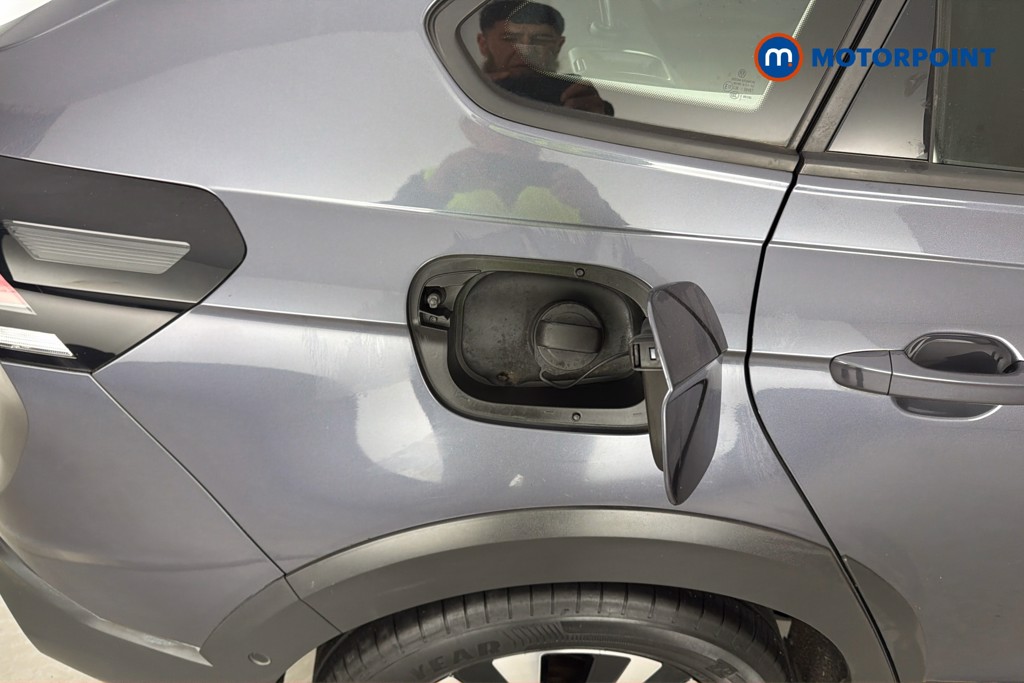 Volkswagen Taigo Life Manual Petrol SUV - Stock Number (1631835) - 41st supplementary image