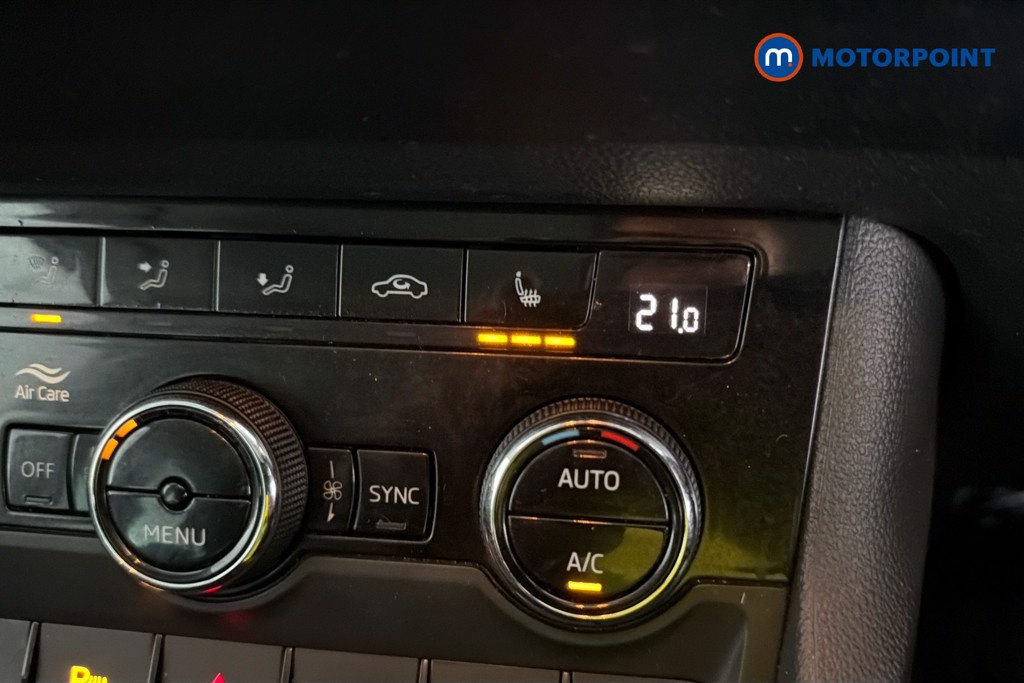 Skoda Karoq Se L Manual Petrol SUV - Stock Number (1632633) - 14th supplementary image