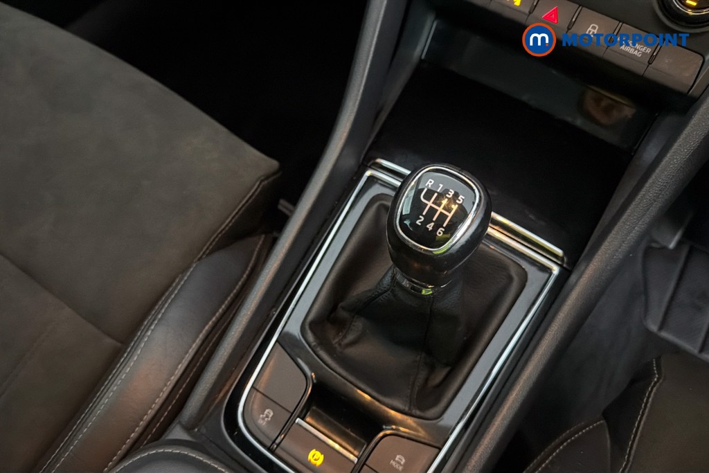 Skoda Karoq Se L Manual Petrol SUV - Stock Number (1632633) - 15th supplementary image