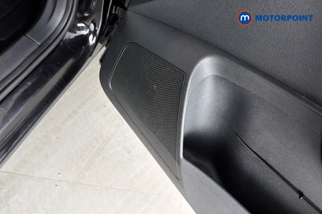 Skoda Karoq Se L Manual Petrol SUV - Stock Number (1632633) - 21st supplementary image