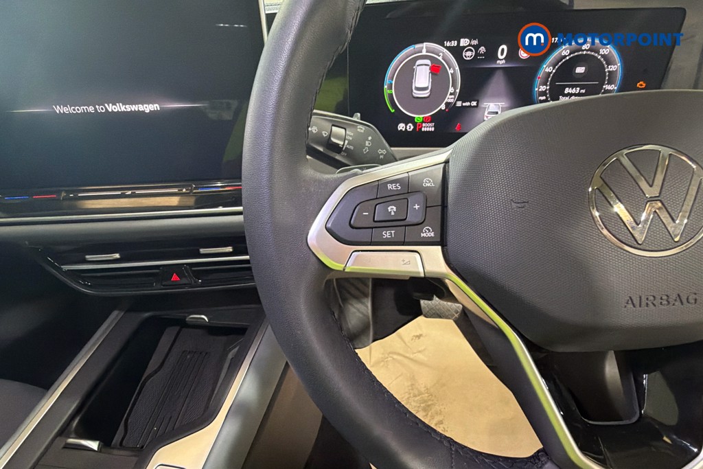 Volkswagen Passat Life Automatic Petrol Plug-In Hybrid Estate - Stock Number (1632857) - 3rd supplementary image