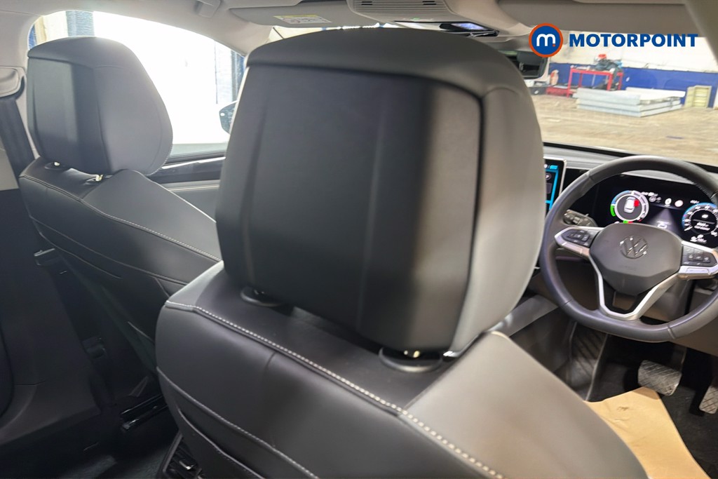 Volkswagen Passat Life Automatic Petrol Plug-In Hybrid Estate - Stock Number (1632857) - 23rd supplementary image
