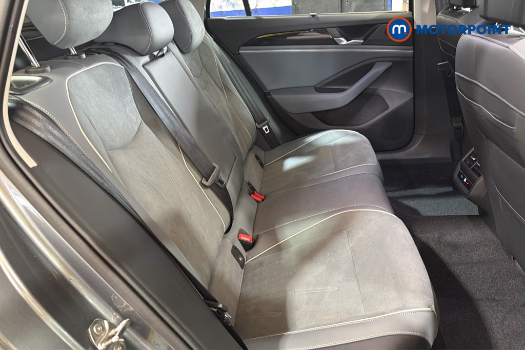 Volkswagen Passat Life Automatic Petrol Plug-In Hybrid Estate - Stock Number (1632857) - 28th supplementary image