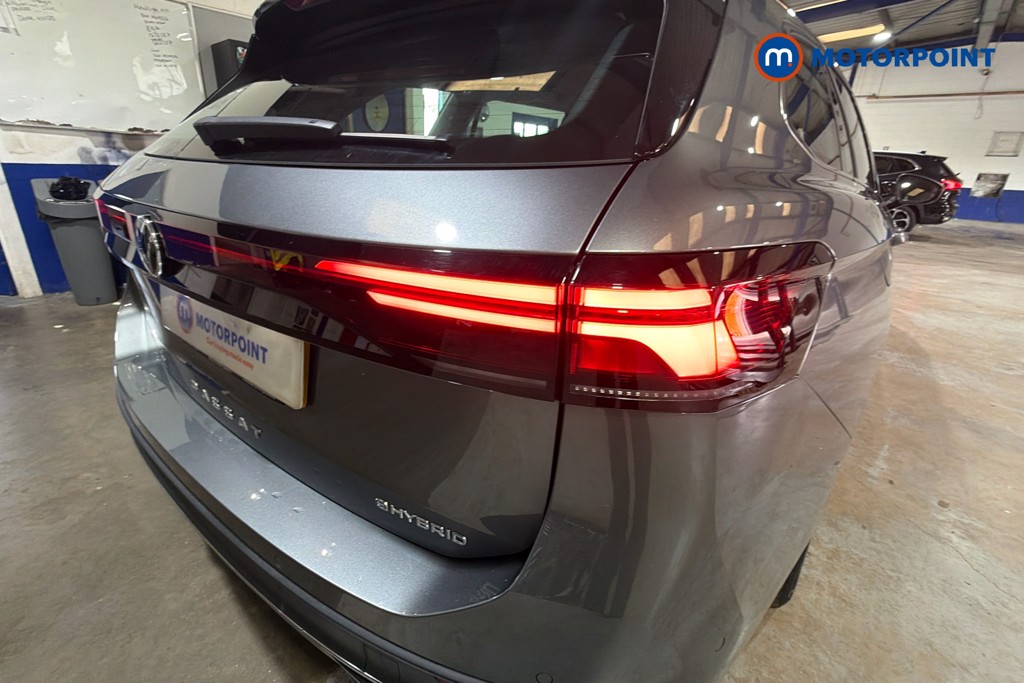 Volkswagen Passat Life Automatic Petrol Plug-In Hybrid Estate - Stock Number (1632857) - 38th supplementary image