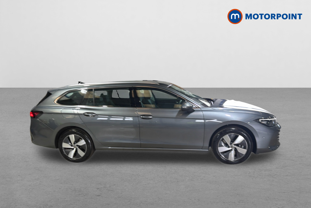Volkswagen Passat Life Automatic Petrol Plug-In Hybrid Estate - Stock Number (1632857) - Drivers side