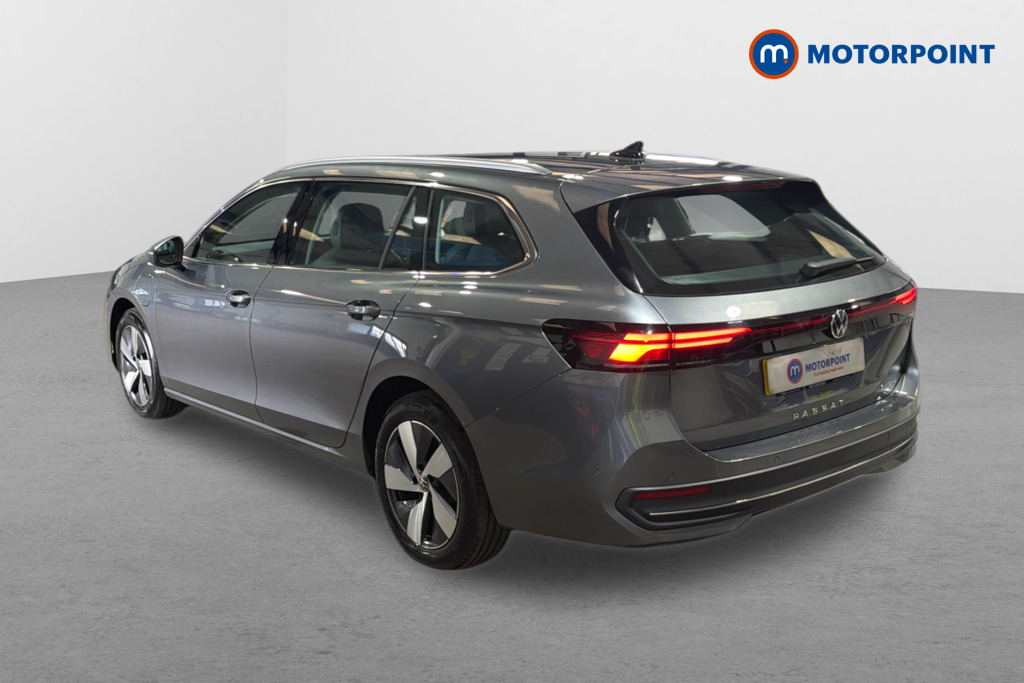 Volkswagen Passat Life Automatic Petrol Plug-In Hybrid Estate - Stock Number (1632857) - Passenger side rear corner