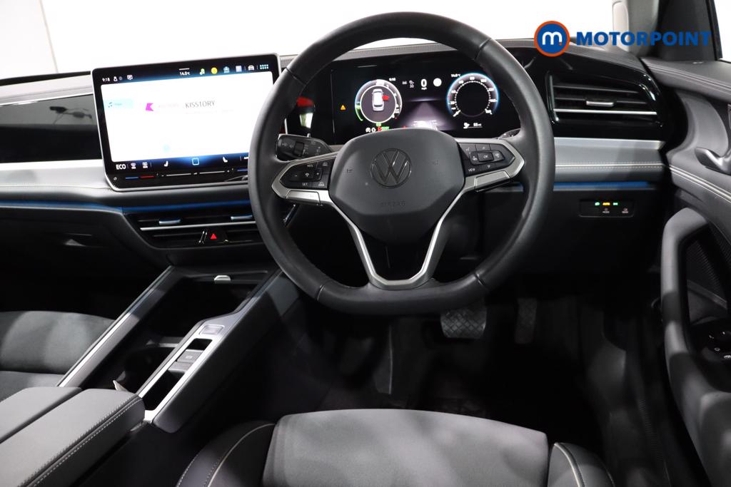 Volkswagen Passat Life Automatic Petrol Plug-In Hybrid Estate - Stock Number (1632900) - 2nd supplementary image