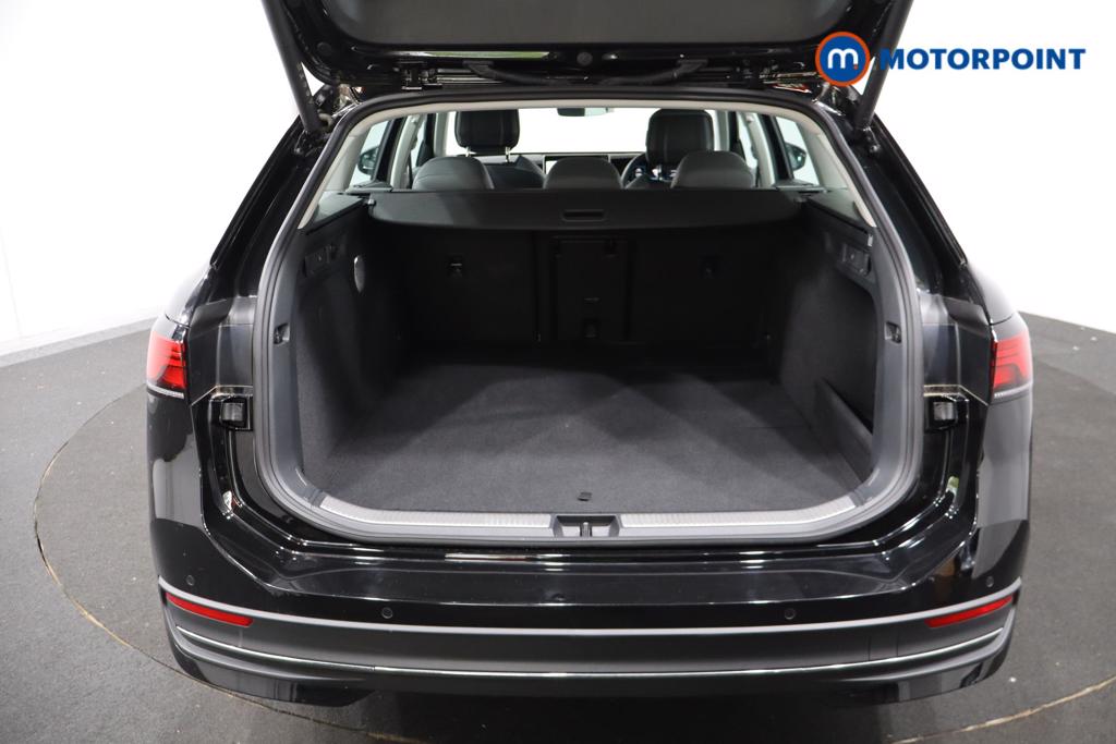 Volkswagen Passat Life Automatic Petrol Plug-In Hybrid Estate - Stock Number (1632900) - 21st supplementary image