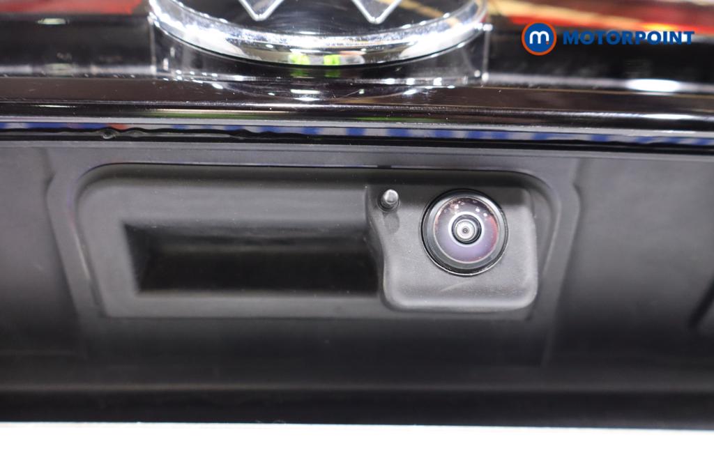 Volkswagen Passat Life Automatic Petrol Plug-In Hybrid Estate - Stock Number (1632900) - 23rd supplementary image