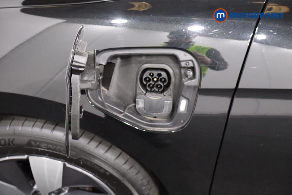 Volkswagen Passat Life Automatic Petrol Plug-In Hybrid Estate - Stock Number (1632900) - 26th supplementary image