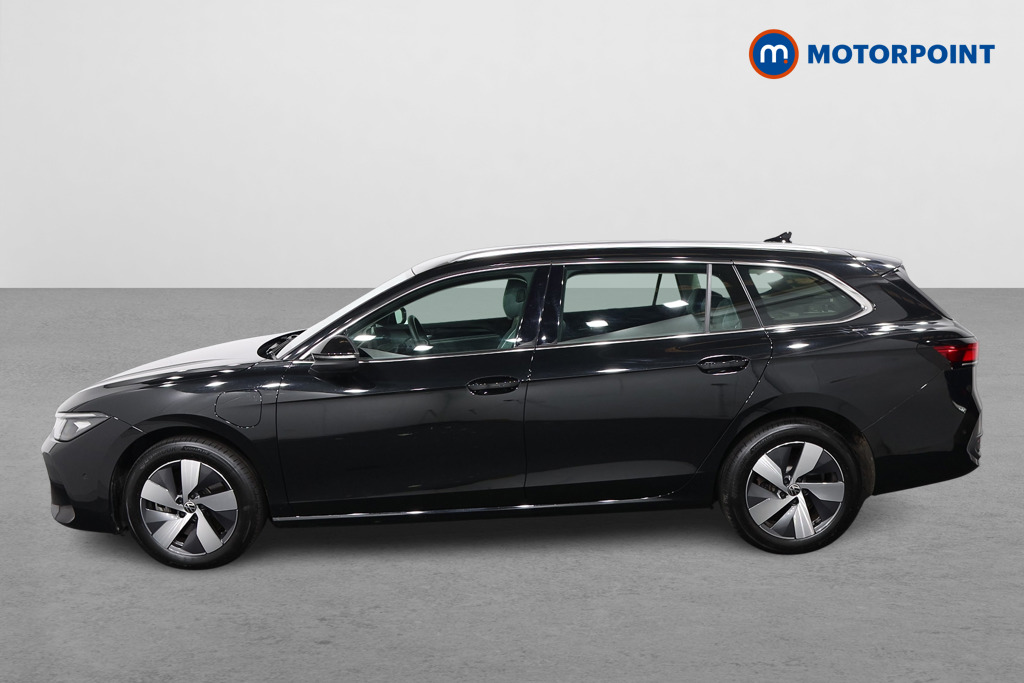 Volkswagen Passat Life Automatic Petrol Plug-In Hybrid Estate - Stock Number (1632900) - Passenger side