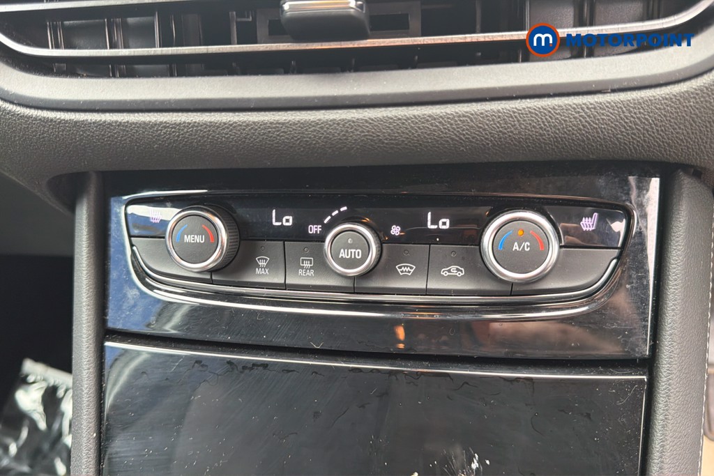 Vauxhall Grandland Ultimate Manual Petrol SUV - Stock Number (1633153) - 14th supplementary image