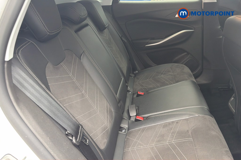 Vauxhall Grandland Ultimate Manual Petrol SUV - Stock Number (1633153) - 23rd supplementary image