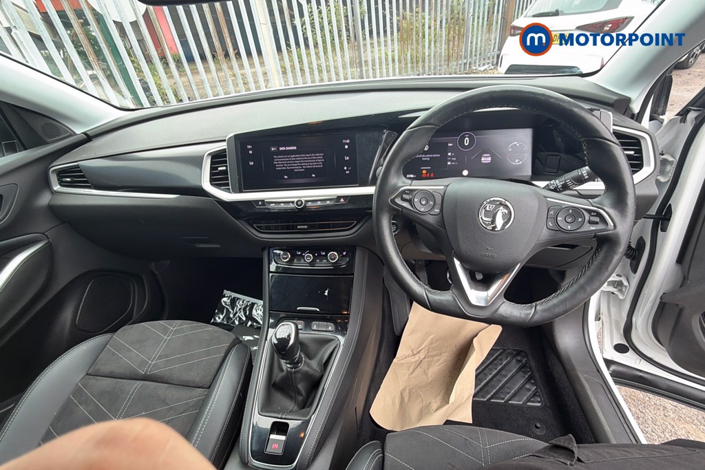 Vauxhall Grandland Ultimate Manual Petrol SUV - Stock Number (1633153) - 26th supplementary image