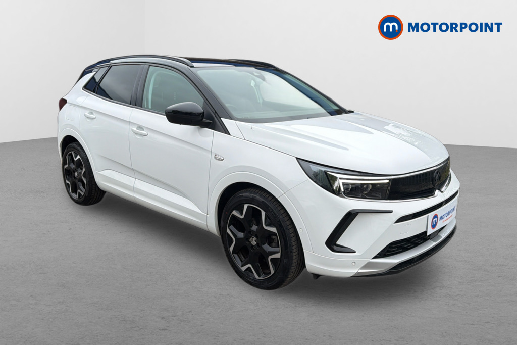 Vauxhall Grandland Ultimate Manual Petrol SUV - Stock Number (1633153) - Drivers side front corner