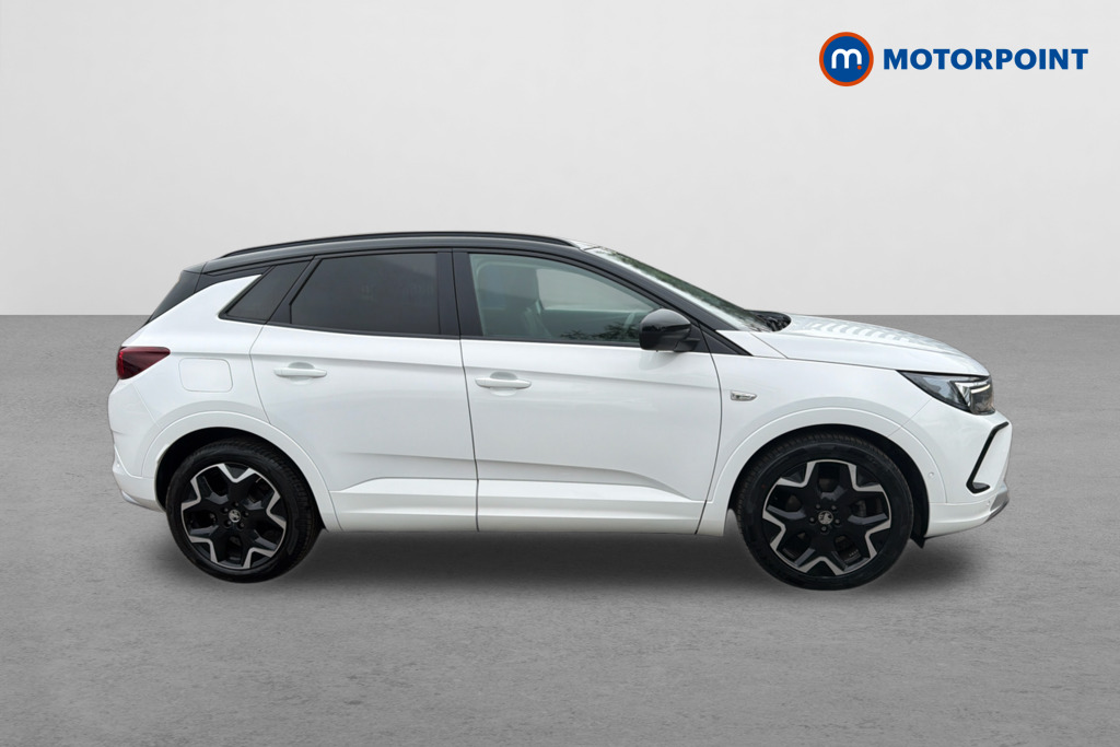 Vauxhall Grandland Ultimate Manual Petrol SUV - Stock Number (1633153) - Drivers side