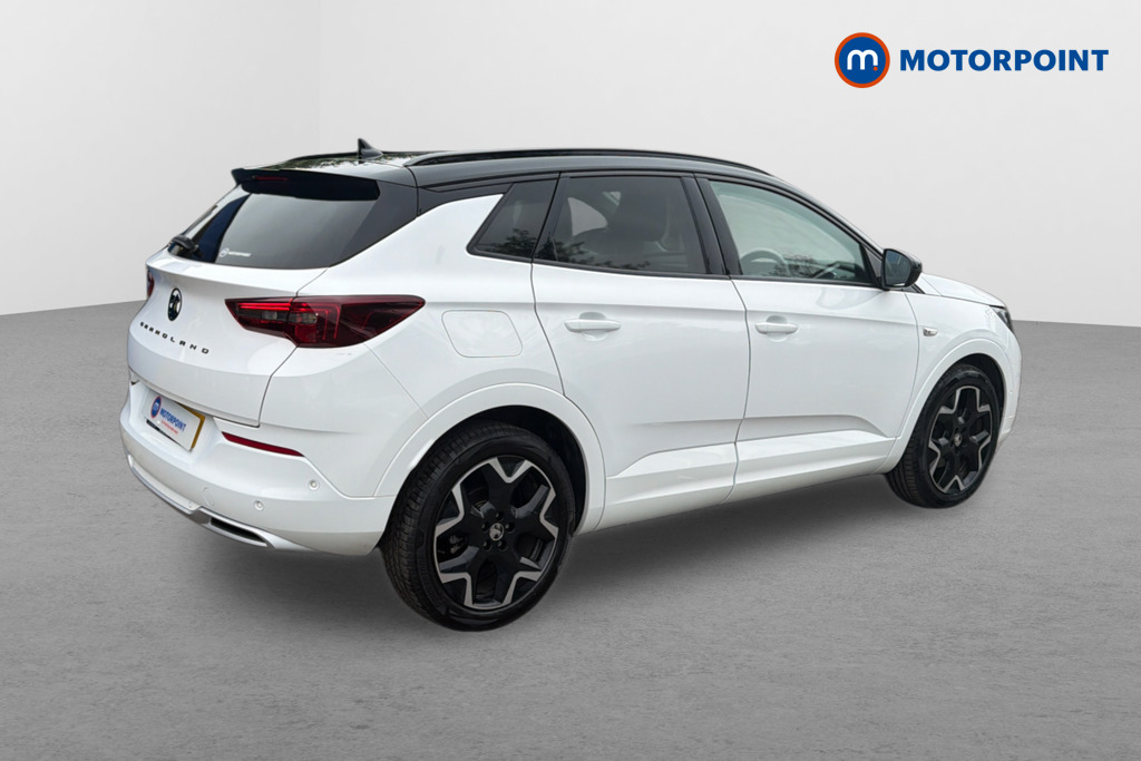 Vauxhall Grandland Ultimate Manual Petrol SUV - Stock Number (1633153) - Drivers side rear corner