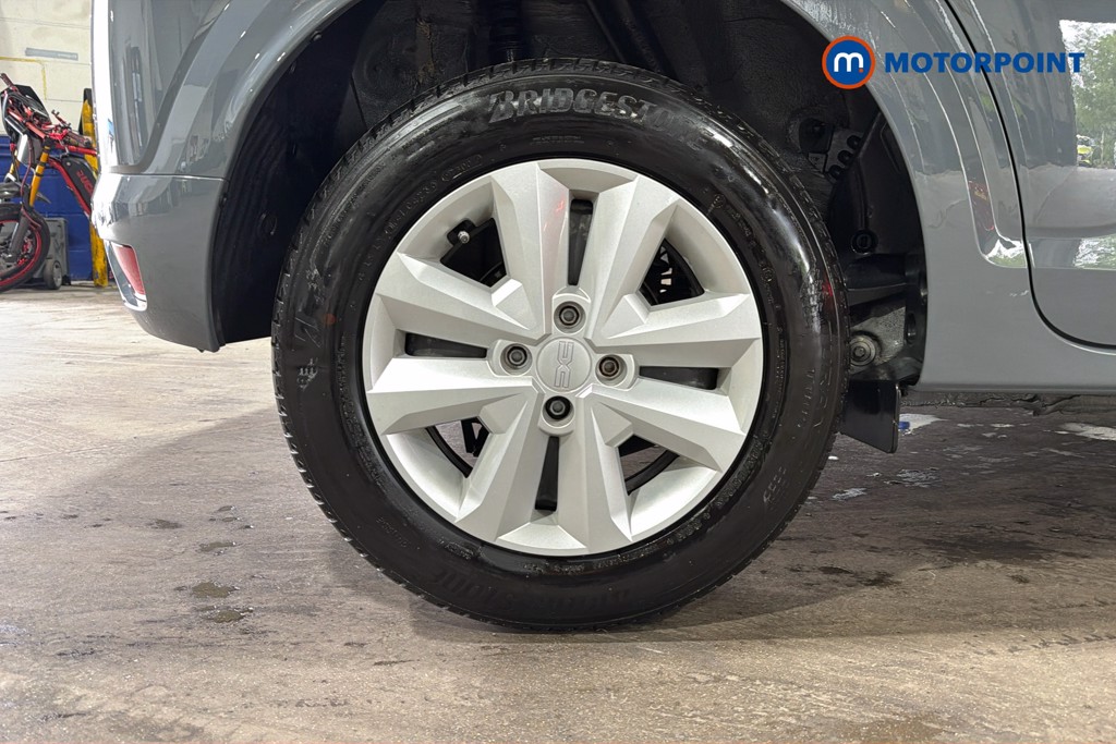 Dacia Sandero Expression Manual Petrol Hatchback - Stock Number (1633477) - 49th supplementary image