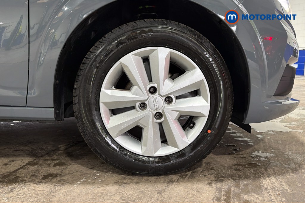 Dacia Sandero Expression Manual Petrol Hatchback - Stock Number (1633477) - 50th supplementary image