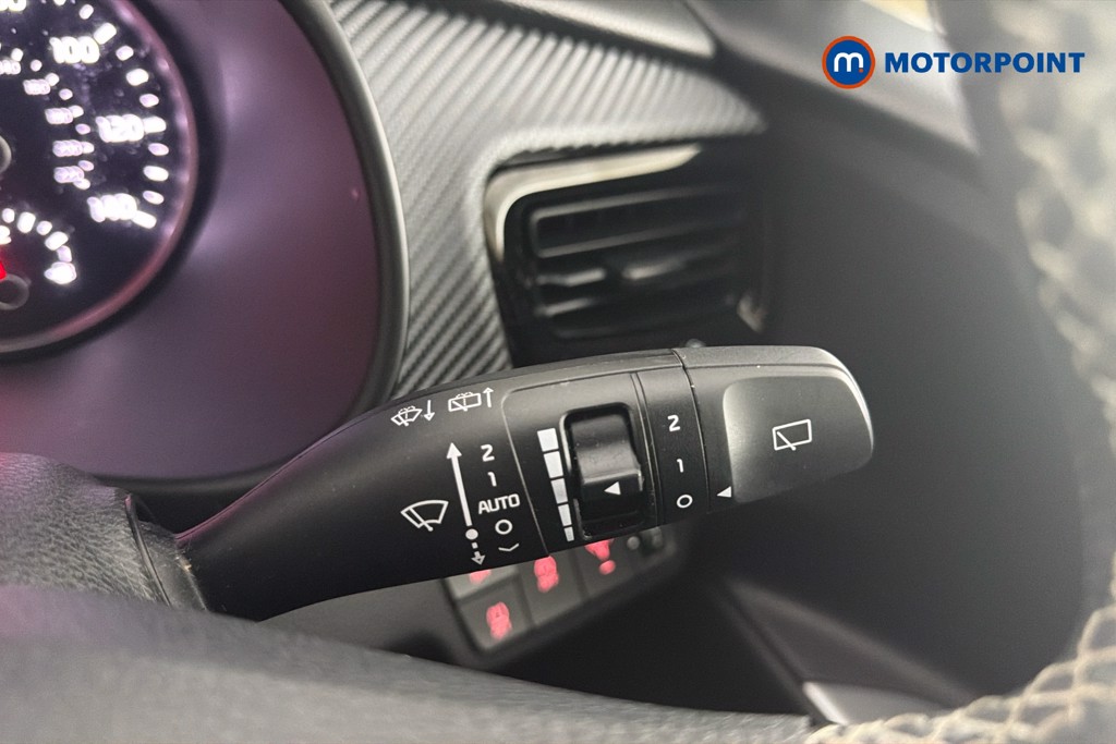 KIA Stonic Gt-Line S Manual Petrol SUV - Stock Number (1633493) - 7th supplementary image