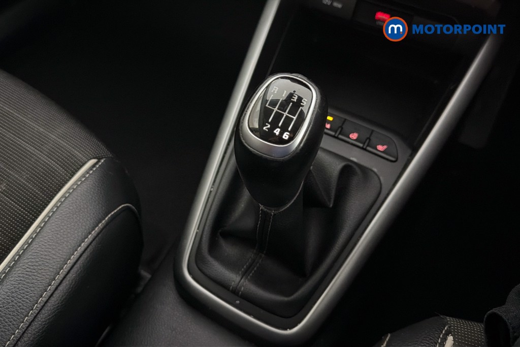 KIA Stonic Gt-Line S Manual Petrol SUV - Stock Number (1633493) - 15th supplementary image