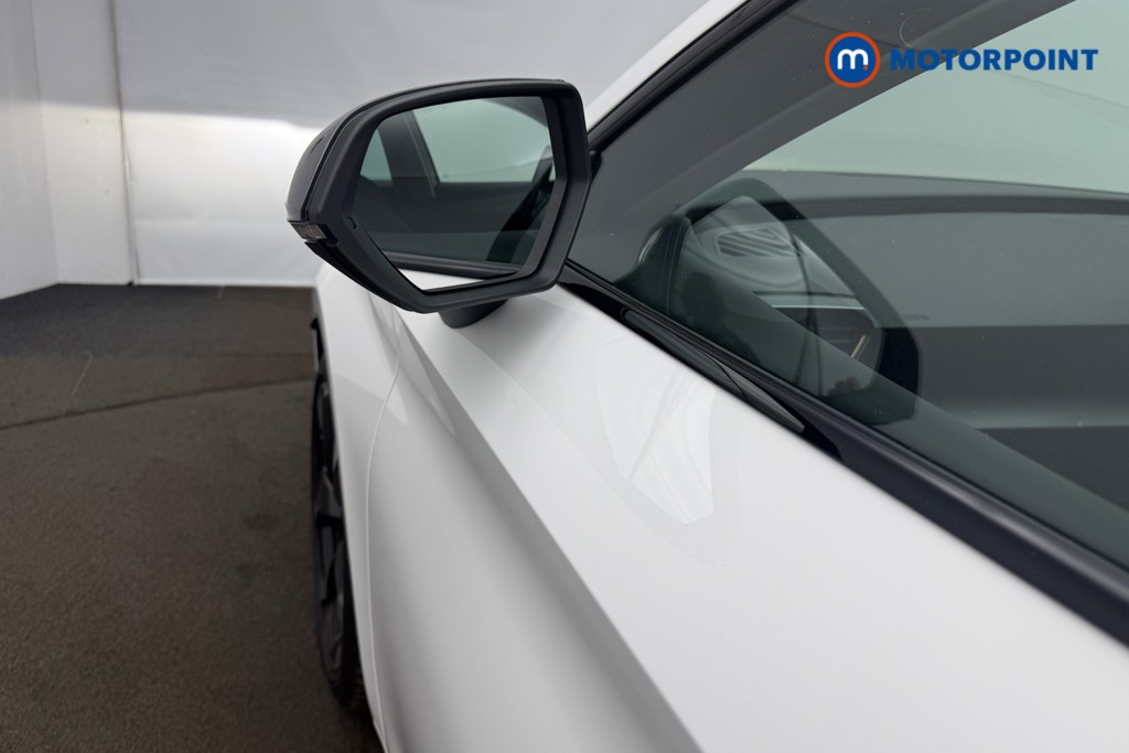 Cupra Leon V1 Manual Petrol Hatchback - Stock Number (1633710) - 31st supplementary image