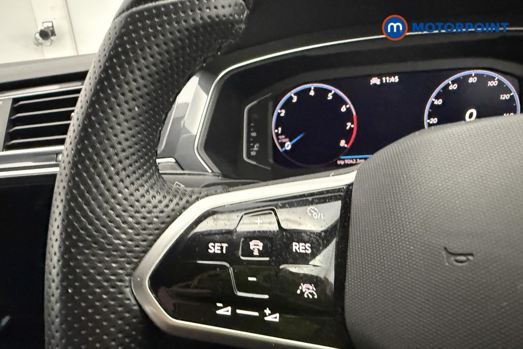 Volkswagen Tiguan R-Line Edition Automatic Petrol SUV - Stock Number (1633847) - 14th supplementary image