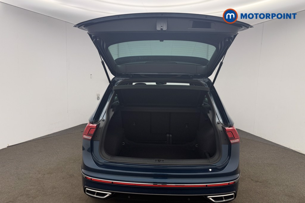 Volkswagen Tiguan R-Line Edition Automatic Petrol SUV - Stock Number (1633847) - 22nd supplementary image