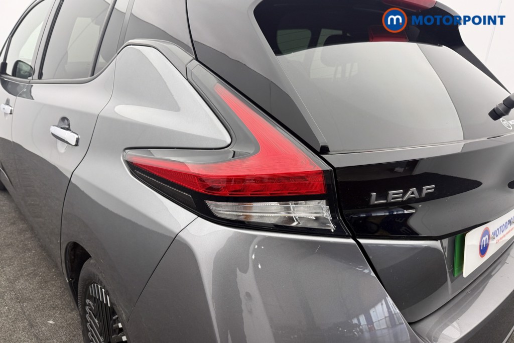 Nissan Leaf Tekna Automatic Electric Hatchback - Stock Number (1633860) - 21st supplementary image