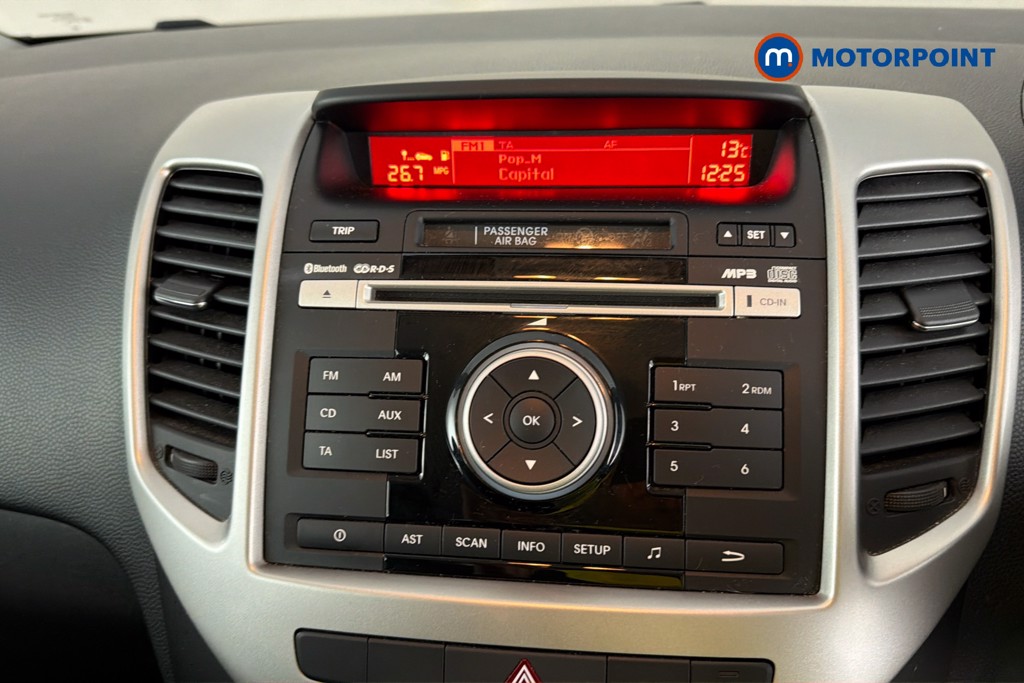 KIA Venga 2 Automatic Petrol People Carrier - Stock Number (1634005) - 9th supplementary image