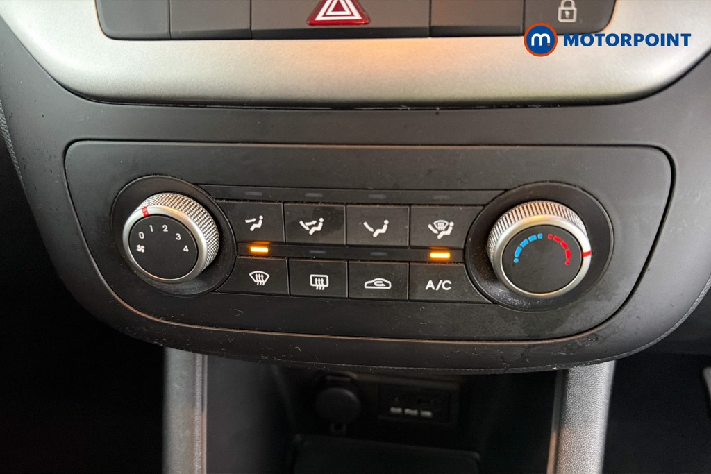 KIA Venga 2 Automatic Petrol People Carrier - Stock Number (1634005) - 12th supplementary image