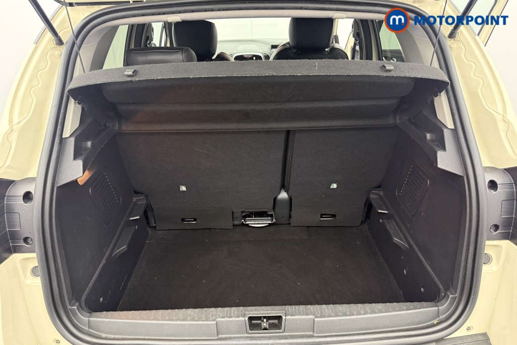 Renault Captur Gt Line Manual Petrol SUV - Stock Number (1634543) - 23rd supplementary image