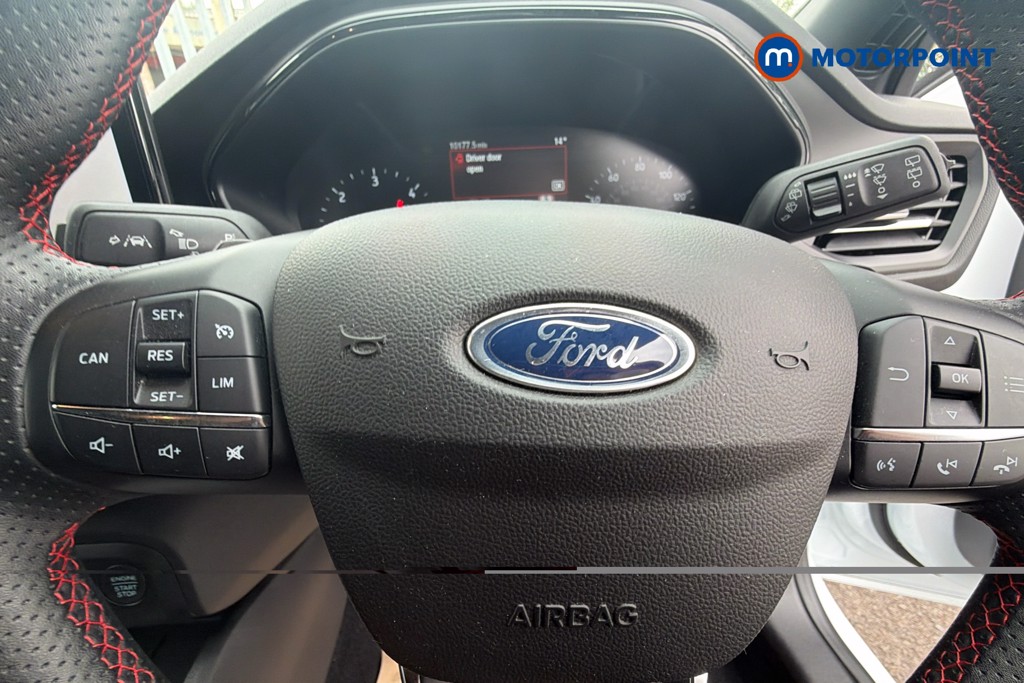 Ford Focus St-Line Automatic Diesel Hatchback - Stock Number (1634555) - 5th supplementary image