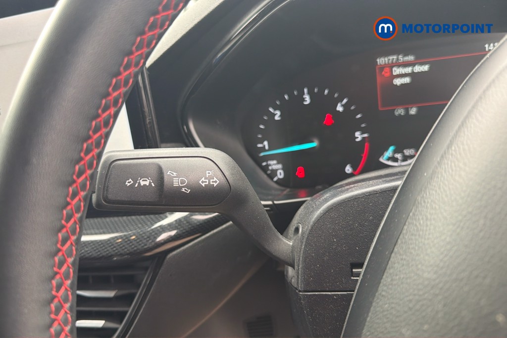 Ford Focus St-Line Automatic Diesel Hatchback - Stock Number (1634555) - 6th supplementary image