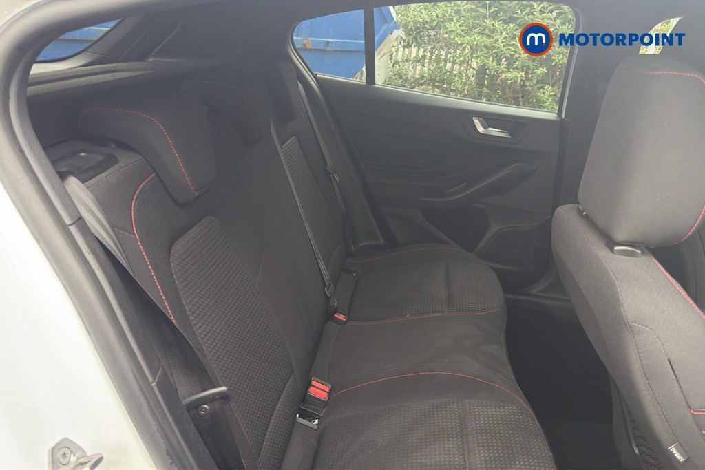 Ford Focus St-Line Automatic Diesel Hatchback - Stock Number (1634555) - 28th supplementary image