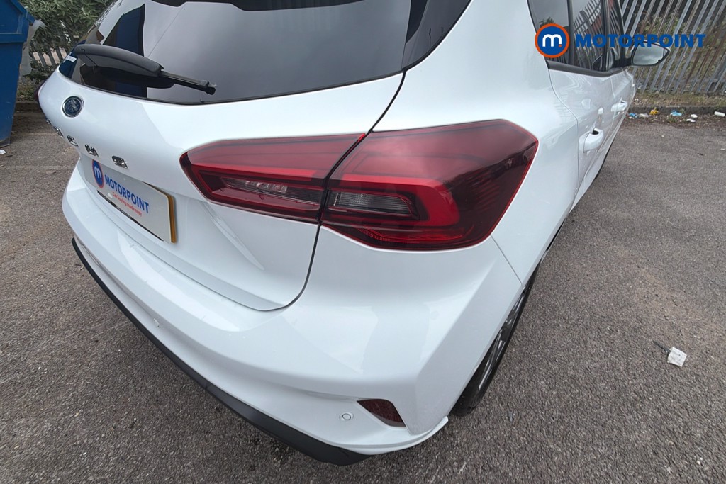 Ford Focus St-Line Automatic Diesel Hatchback - Stock Number (1634555) - 38th supplementary image