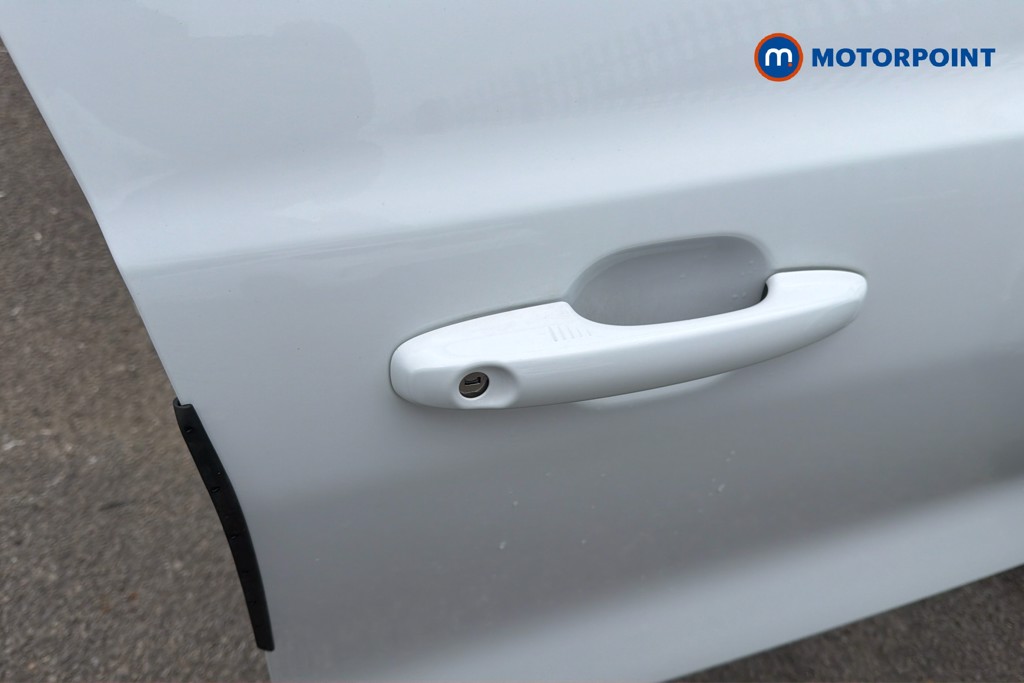 Ford Focus St-Line Automatic Diesel Hatchback - Stock Number (1634555) - 42nd supplementary image