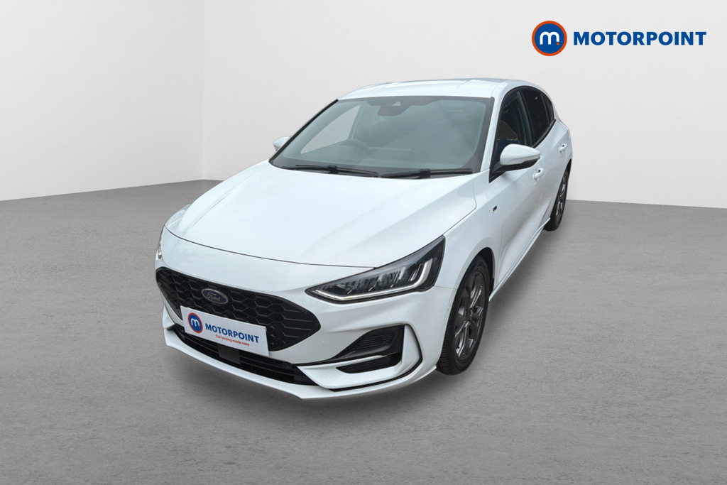 Ford Focus St-Line Automatic Diesel Hatchback - Stock Number (1634555) - Passenger side front corner