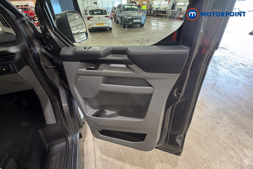 Ford Transit Custom Limited Automatic Diesel Panel Van - Stock Number (1634892) - 19th supplementary image