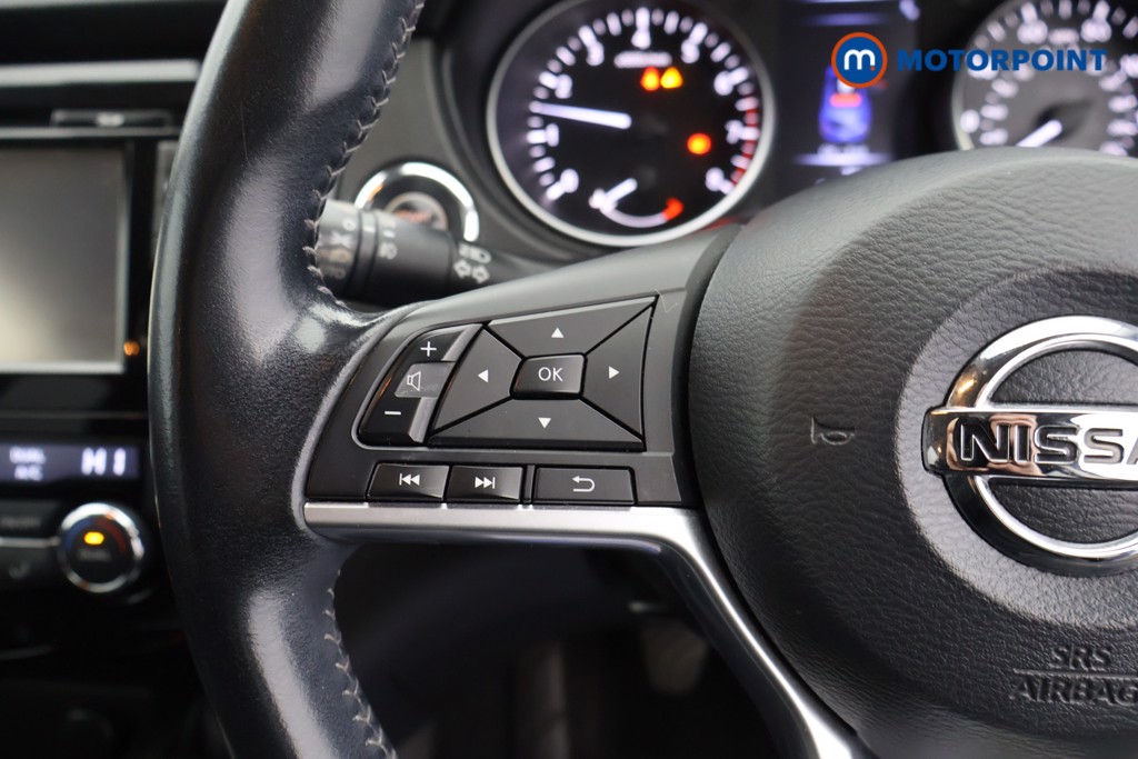 Nissan Qashqai N-Connecta Manual Petrol SUV - Stock Number (1635646) - 6th supplementary image
