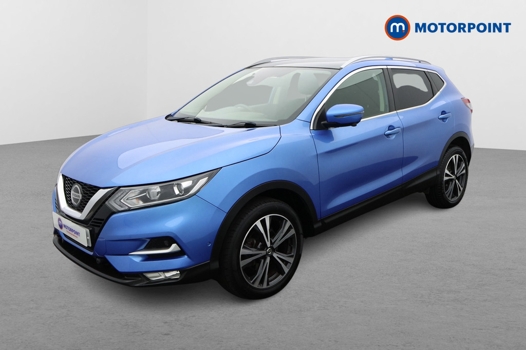 Nissan Qashqai N-Connecta Manual Petrol SUV - Stock Number (1635646) - Passenger side front corner