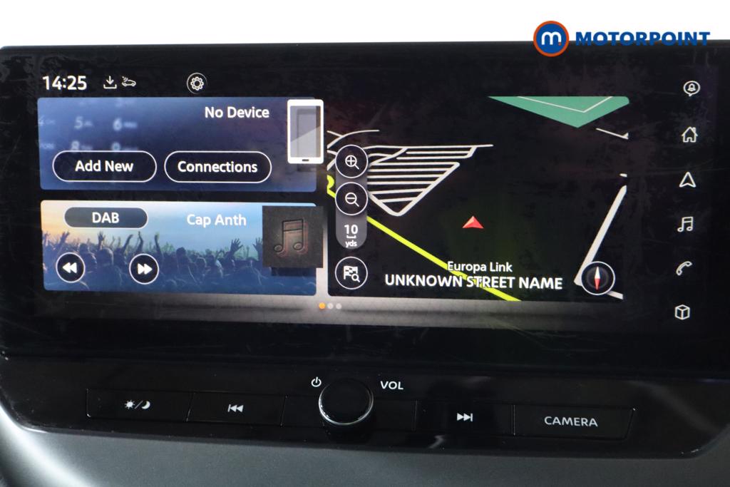 Nissan Juke N-Connecta Manual Petrol SUV - Stock Number (1635837) - 4th supplementary image