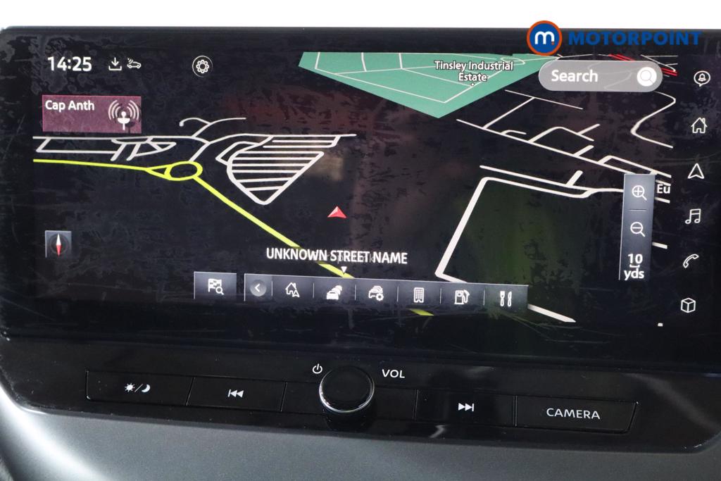 Nissan Juke N-Connecta Manual Petrol SUV - Stock Number (1635837) - 5th supplementary image