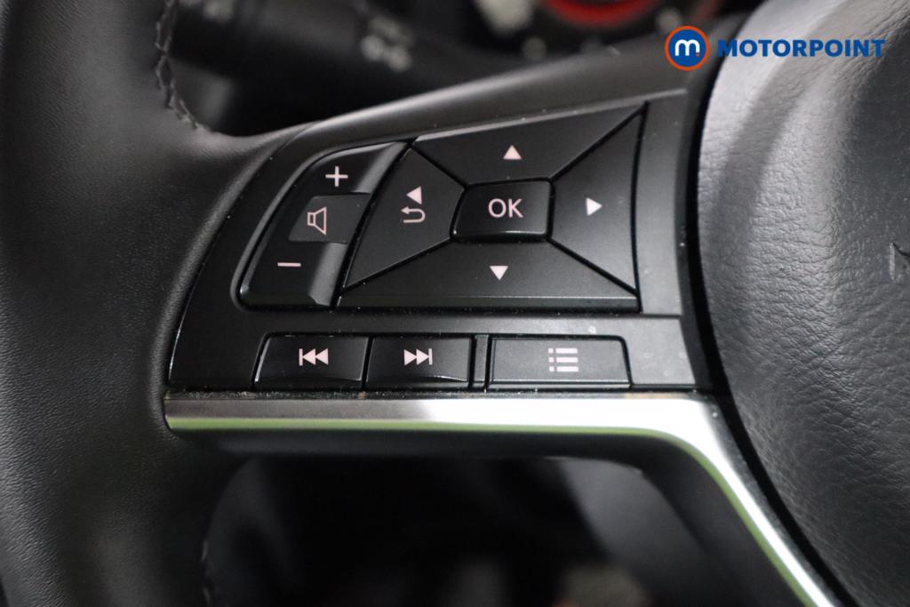 Nissan Juke N-Connecta Manual Petrol SUV - Stock Number (1635837) - 11th supplementary image
