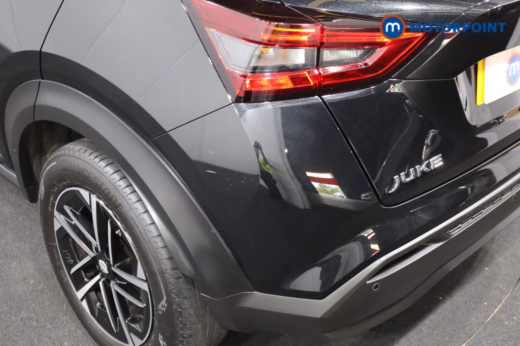 Nissan Juke N-Connecta Manual Petrol SUV - Stock Number (1635837) - 18th supplementary image