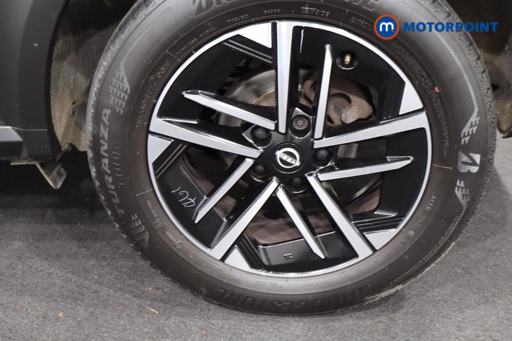 Nissan Juke N-Connecta Manual Petrol SUV - Stock Number (1635837) - 21st supplementary image