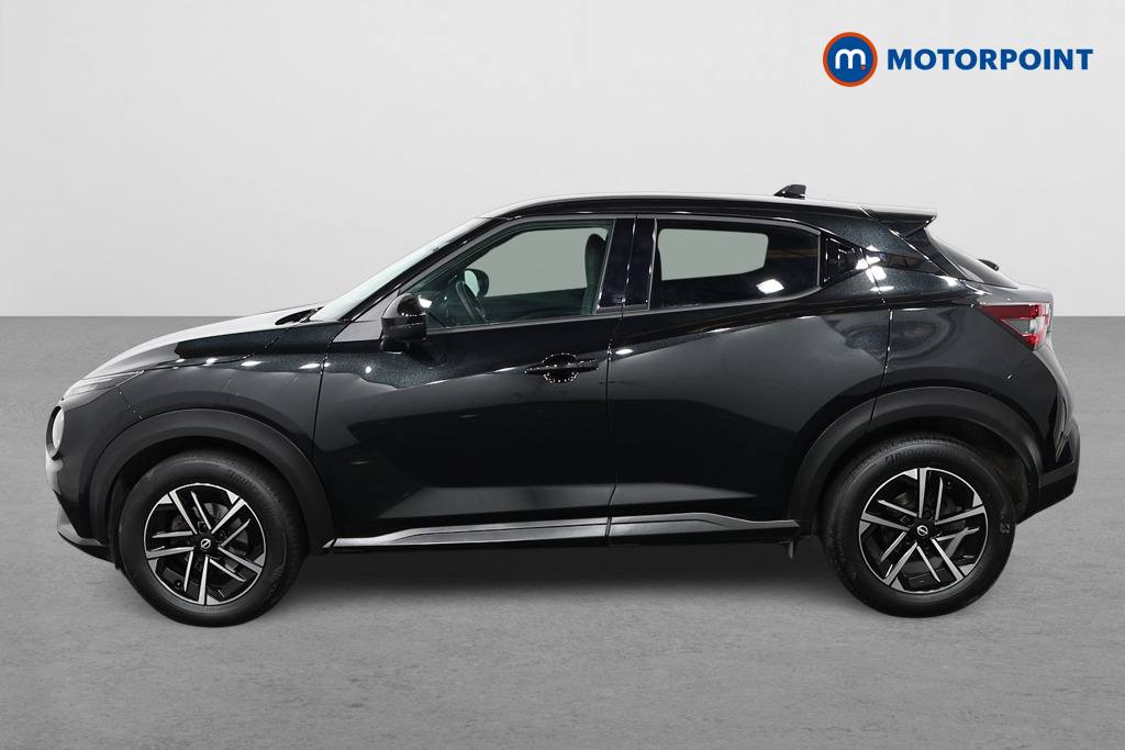 Nissan Juke N-Connecta Manual Petrol SUV - Stock Number (1635837) - Passenger side