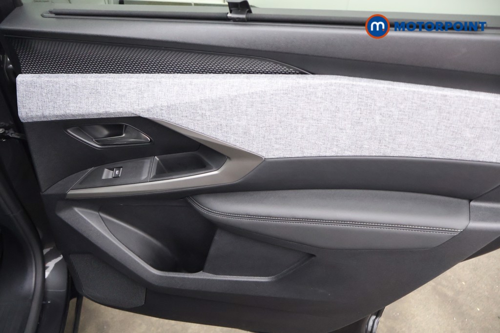 Peugeot 5008 GT Automatic Electric SUV - Stock Number (1635991) - 17th supplementary image