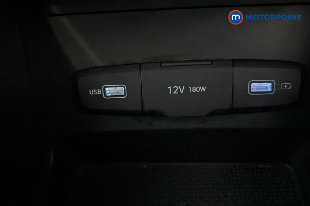 Hyundai Tucson Se Connect Manual Petrol SUV - Stock Number (1636491) - 17th supplementary image