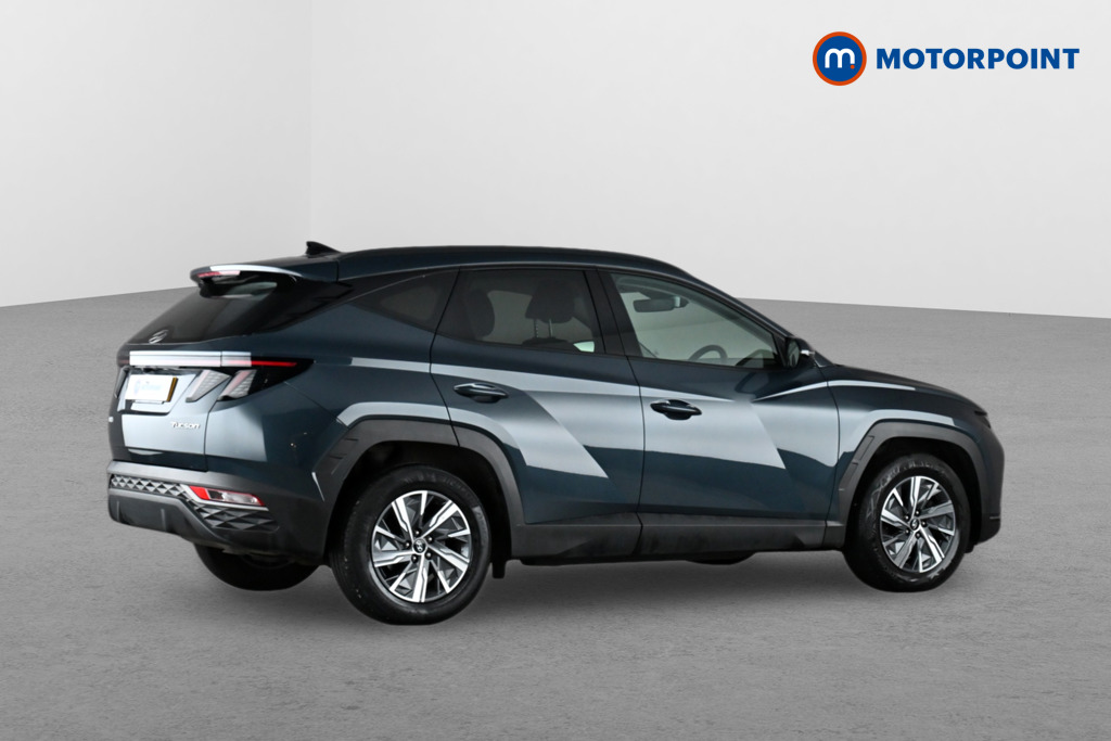 Hyundai Tucson Se Connect Manual Petrol SUV - Stock Number (1636491) - Drivers side rear corner